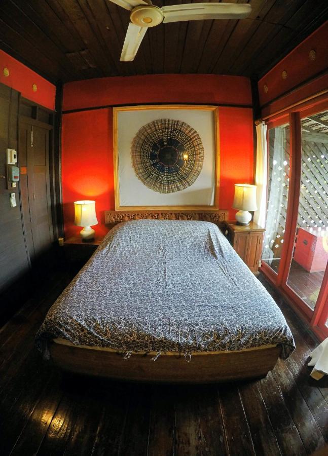 The Riverside Guest House Lampang Kültér fotó