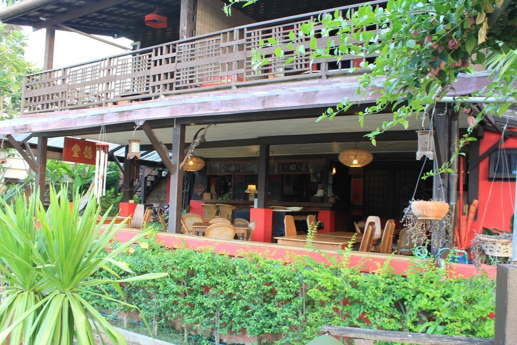 The Riverside Guest House Lampang Kültér fotó