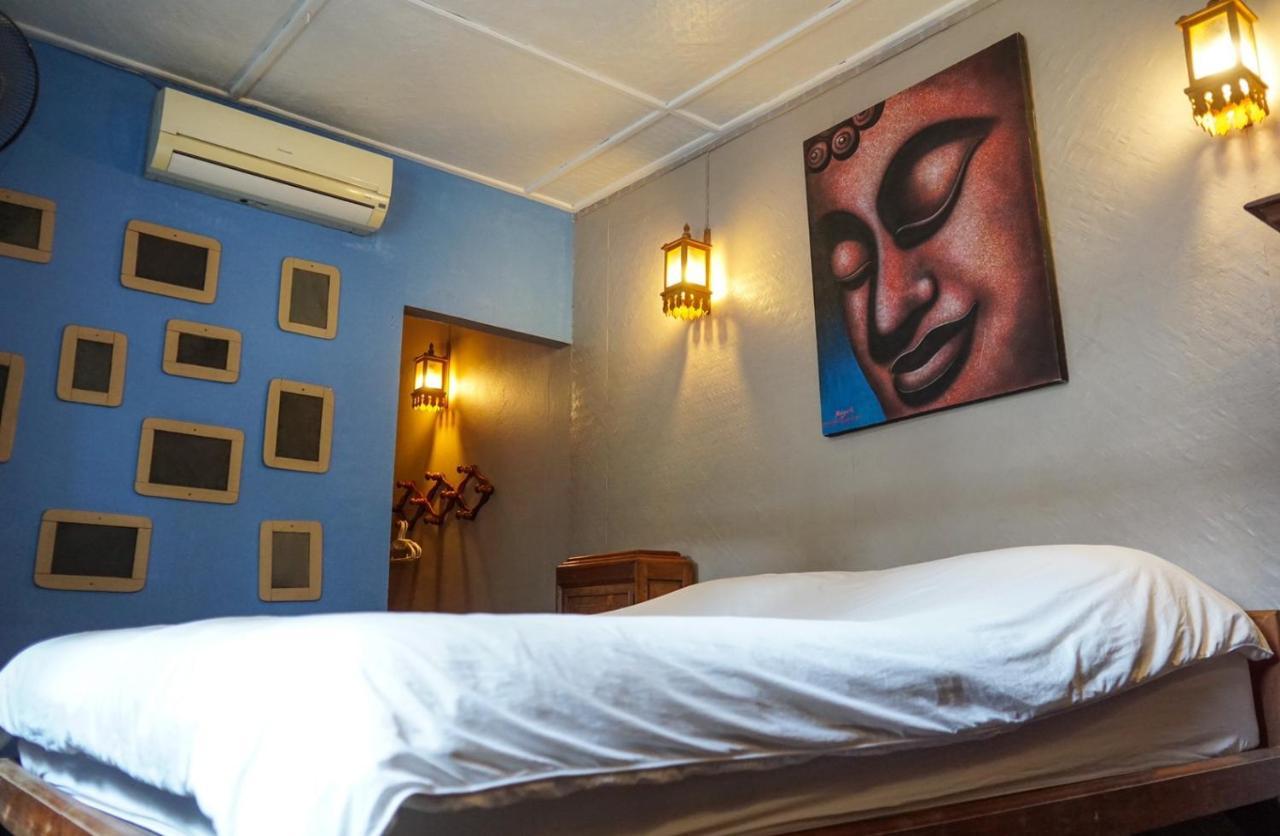 The Riverside Guest House Lampang Kültér fotó