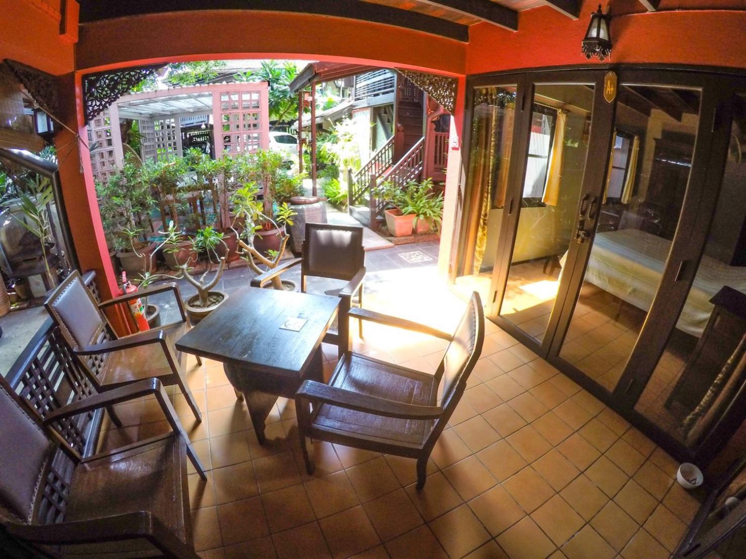 The Riverside Guest House Lampang Kültér fotó