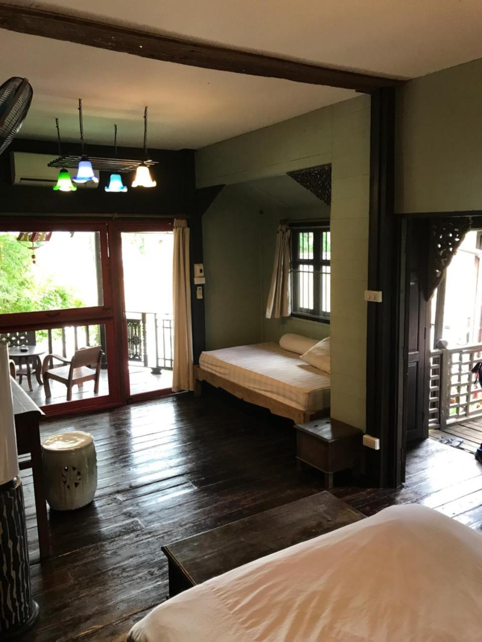 The Riverside Guest House Lampang Kültér fotó